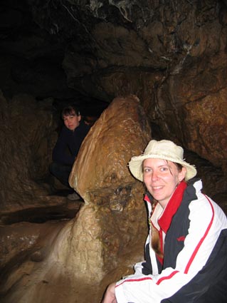 Красная пещера, Ира и Таня